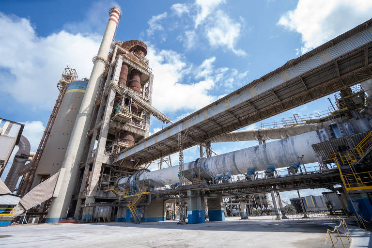 Votorantim Cimentos recebe R$ 75,5 milhões para modernização industrial