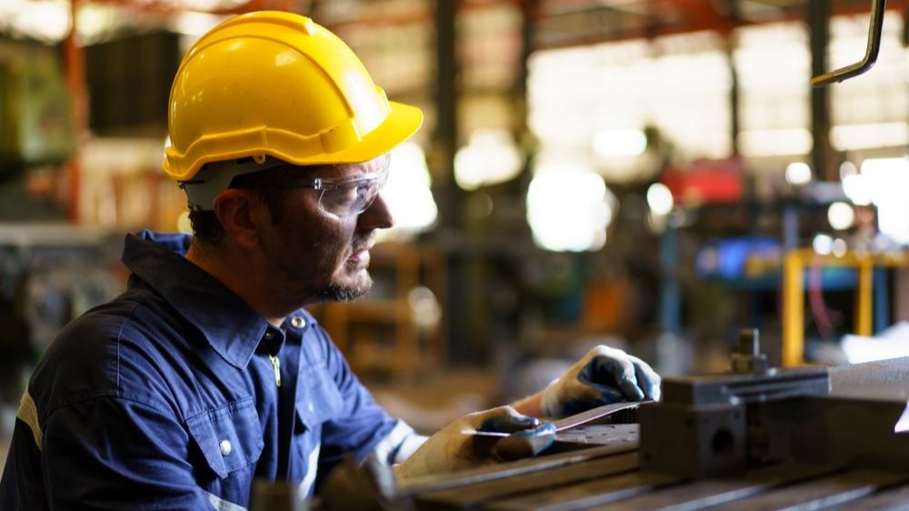 CNI registra queda de 3,5% no faturamento industrial em agosto